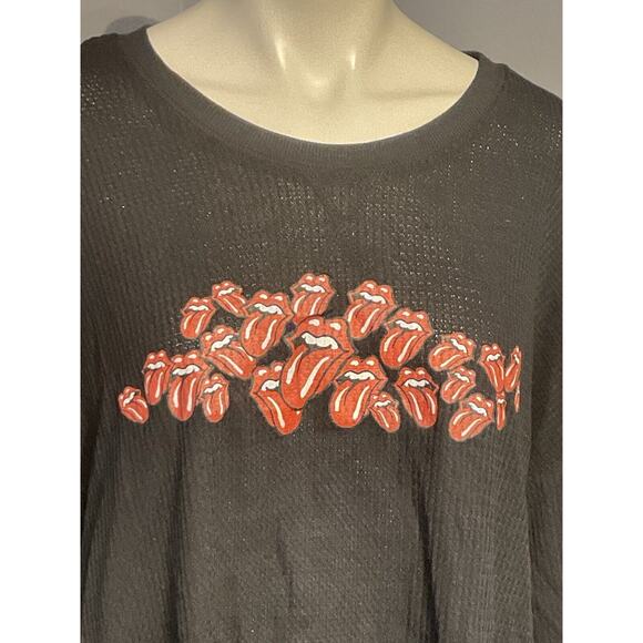 Torrid Rolling Stones Long Sleeve Crop Top Waffle Knit Size 1 - Picture 4 of 6